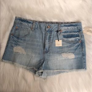 NEW Forever 21 Premium Denim Cutoff Shorts size 28
